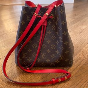 Louis Vuitton Bucket Bag